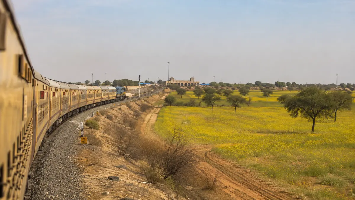 Runicha Express route update से खाटू श्याम यात्रा का प्रतीकात्मक दृश्य